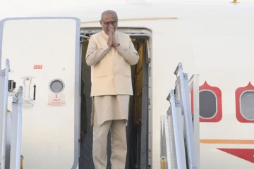 இலங்கைக்கான விஜயத்தை நிறைவு செய்து நாடு திரும்பிய இந்தியத் துணை ஜனாதிபதி