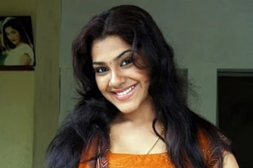 காதல் பட நடிகை சந்தியா இப்போ எப்படியிருக்கிறார் தெரியுமா? எதிர்பாராத எண்ட்ரி