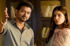 தளபதி விஜய் நடிகை மாளவிகா மோகனனை இப்படி தான் அழைப்பாராம், எப்படி என்று நீங்களே பாருங்கள்..!