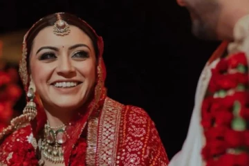 கணவருடன் முதல் முறையாக பொது இடத்திற்கு வந்த ஹன்சிகா! ஹனிமூன் பற்றி கேட்டதற்க்கு கொடுத்த ரியாக்‌ஷன்