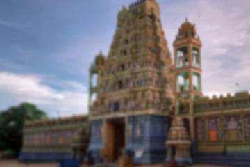 கோவில்களில் கைவரிசைக் காட்டிய கொள்ளையர்கள்