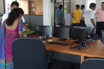 நாட்டில் முக்கிய அரசாங்க ஊழியர்களின் விடுமுறைகள் இரத்து