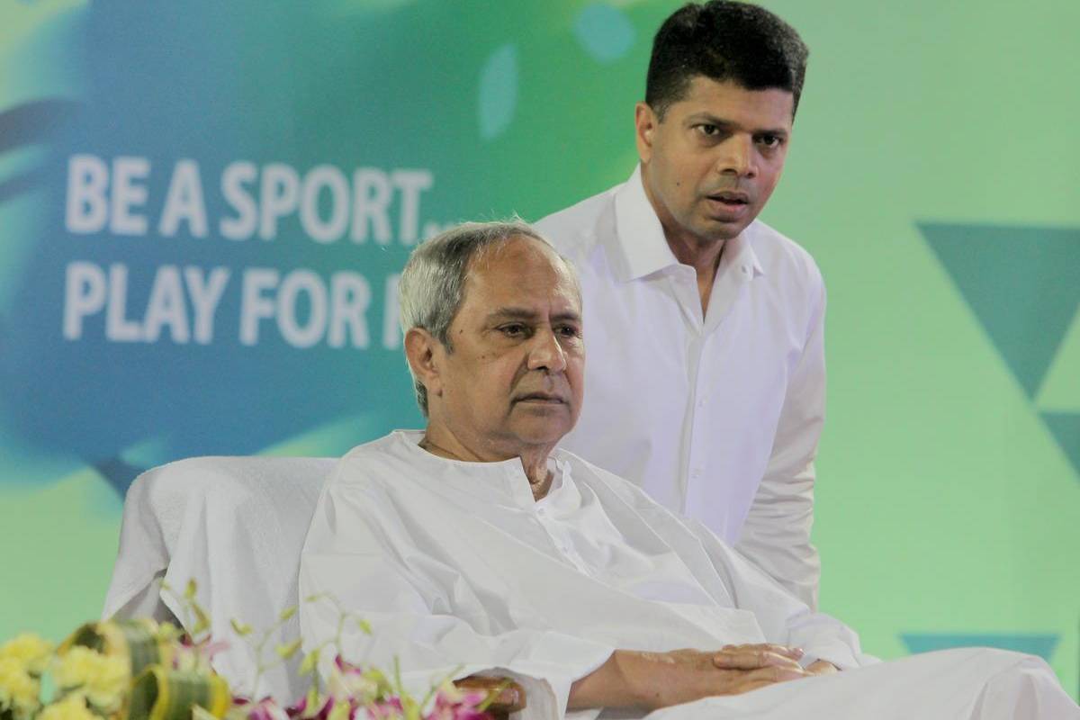 வெனிசுலா பேரிடர் மீட்பு பணி - களமிறங்கிய தமிழ்நாடு முன்னாள் ஐஏஎஸ் வி.கே.பாண்டியன் | Vk Pandiyan Visit Venezula For Earthquake Rescue வெனிசுலா பேரிடர் மீட்பு பணி - களமிறங்கிய தமிழ்நாடு முன்னாள் ஐஏஎஸ் வி.கே.பாண்டியன் | Vk Pandiyan Visit Venezula For Earthquake Rescue