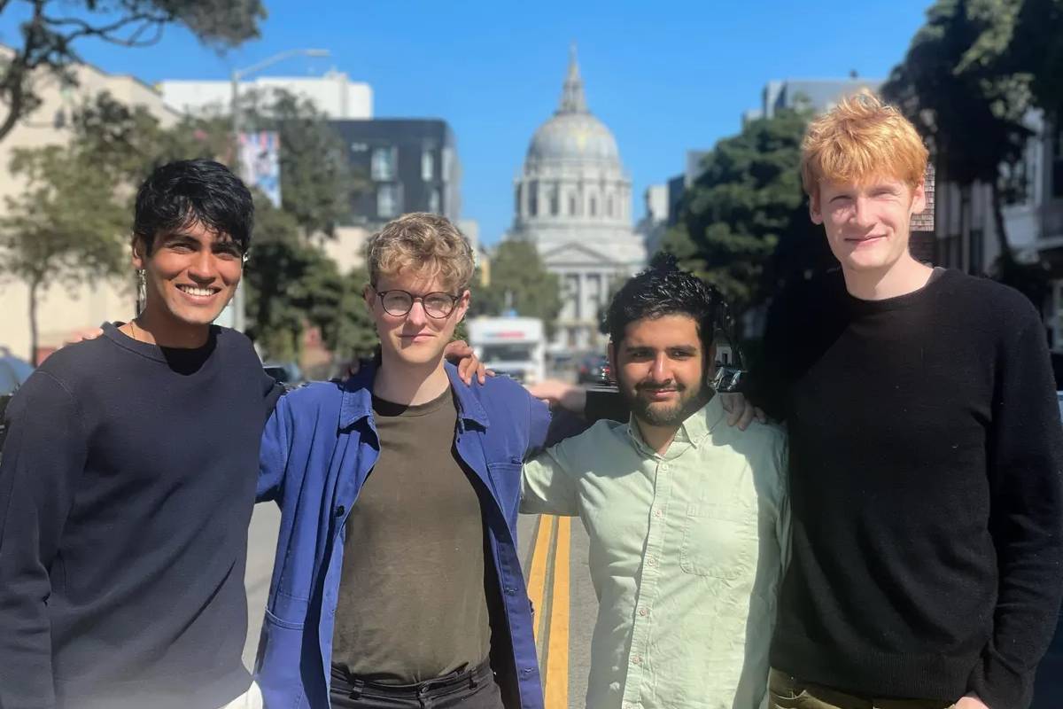 இந்தியர், பாகிஸ்தானியர் இணைந்து உருவாக்கிய நிறுவனம் - 60 பில்லியனுக்கு வாங்க மஸ்க் முயற்சி | India Pakistan Co Founders Cursor To Buy By Musk