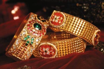 சரமாரியாக குறைந்த வேகத்தில்.. திடீர் தங்கம் விலை உயர்வு - என்ன காரணம்?