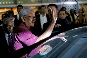 டுபாய் விமான நிலையத்தில் கோட்டாபயவுக்கு ஏற்பட்ட நிலைமை