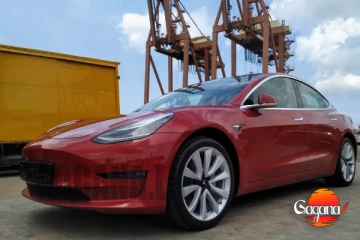 ටෙස්ලා කාර් බදු නැතිව ලංකාවට ගෙන්න යෝජනාවක් - WagonRට වඩා චුට්ටක් වැඩිවෙයි..