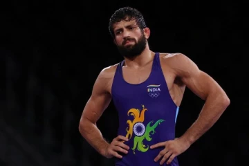 தகர்ந்தது டோக்கியோ ஒலிம்பிக்கில் இந்தியாவின் தங்கப் பதக்க கனவு..  வெள்ளி வென்றார் மல்யுத்த வீரர் ரவிகுமார்