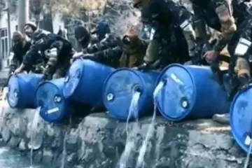3,000 லிட்டர் மதுபானத்தை கால்வாயில் கொட்டிய தாலிபன்கள்!