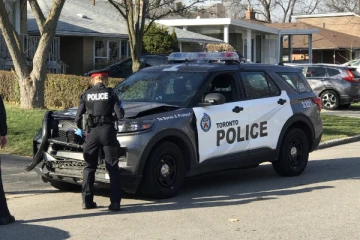 கனடாவில் ஆபத்தானவர்களாக இரு தமிழர்கள் அறிவிப்பு!