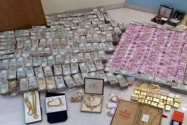 cash-gold-bar-seized-from-govt-building-in-jaipur cash-gold-bar-seized-from-govt-building-in-jaipur