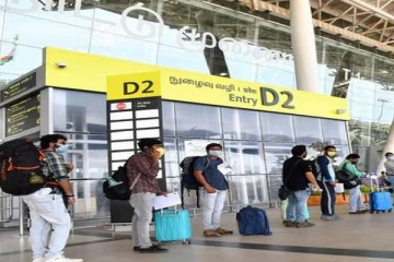 இந்தியா செல்லும் வெளிநாட்டவர்களுக்கு தனிமைப்படுத்தல் கட்டாயம்