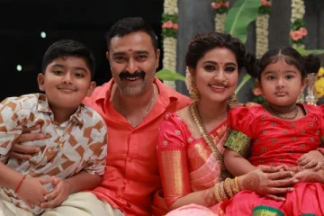 சினேகா-பிரசன்னா ஜோடி மகனை எந்த பள்ளியில் சேர்த்து இருக்கிறார்கள் பாருங்க!