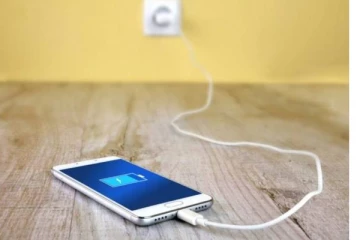 Smart phoneல் வேகமாக சார்ஜ் ஏற்றுவது எப்படி? பலரும் அறியாத சூப்பரான ட்ரிக்ஸ்