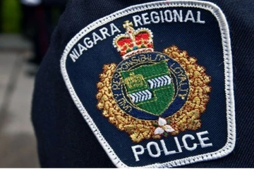 கனடாவில், பஸ்ஸில் தகாத செயலில் ஈடுபட்ட 16 வயது சிறுவன் கைது