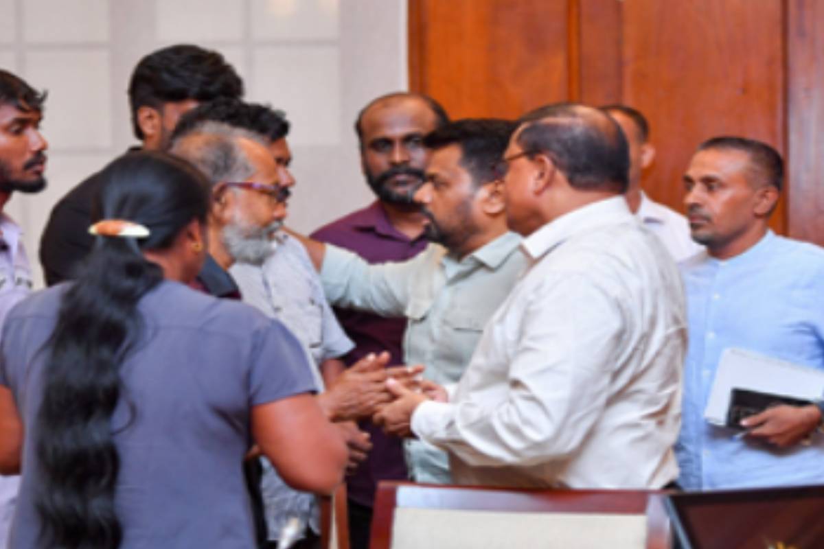 அனோஜன் விவகாரம்! அடுத்த கட்ட நடவடிக்கைகளை துரிதப்படுத்துமாறு ஜனாதிபதி அவசர பணிப்புரை | President Directs To Expedite Next Steps Anojan அனோஜன் விவகாரம்! அடுத்த கட்ட நடவடிக்கைகளை துரிதப்படுத்துமாறு ஜனாதிபதி அவசர பணிப்புரை | President Directs To Expedite Next Steps Anojan