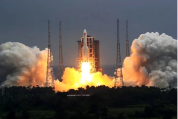 கட்டுப்பாட்டை இழந்த மிகப்பெரிய சீனா ரொக்கெட்; பூமியில் எங்கு, எப்போது வேண்டுமானாலும் விழலாம்!