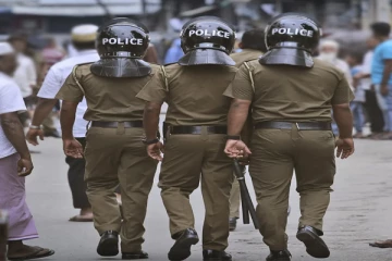 விடுதியில் ஆணின் சடலம் :  பொலிஸார் தீவிர விசாரணை