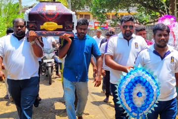 மூத்த ஊடகவியலாளர் மாணிக்கவாசகத்தின் உடல் தீயுடன் சங்கமம் (Photos)