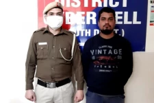 மார்பிங் செய்யப்பட்ட புகைப்படங்களை அனுப்பி 100க்கும் மேற்பட்ட பெண்களிடம் ஆசாமி செய்த செயல்! விசாரணையில் அம்பலமான உண்மைகள்