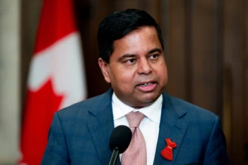 முதல்முறையாக கனடாவின் நீதி அமைச்சராக நியமிக்கப்பட்ட இலங்கை தமிழர்