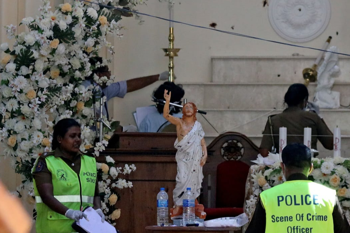 ஒரே ஒரு கையெழுத்து! பூஜித் மற்றும் ஹேமசிறியை தூக்கிலிடலாம் - அநுரவுக்குச் சென்ற அறிவுரை.. | Pujith And Hemasiri Can Be Hanged ஒரே ஒரு கையெழுத்து! பூஜித் மற்றும் ஹேமசிறியை தூக்கிலிடலாம் - அநுரவுக்குச் சென்ற அறிவுரை.. | Pujith And Hemasiri Can Be Hanged