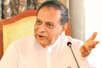 அரசியல் பழிவாங்கல்களை உடன் நிறுத்துங்கள் - கோட்டாபயவுக்கு அழைப்பு விடுத்துள்ள கரு ஜயசூரிய