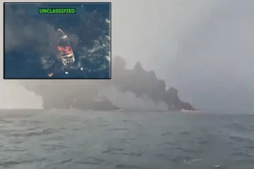 பாரசீக வளைகுடாவில் பற்றி எரியும் எண்ணெய் கப்பல்கள் ; தாக்குதல்களால் அதிரும் மத்திய கிழக்கு