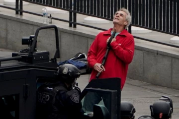 ஐநா தலைமையகத்தில் துப்பாக்கியுடன் மிரட்டிய நபர் கைது: அமெரிக்காவில் பரபரப்பு சம்பவம்