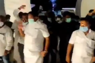 தனியாக அறிக்கை வெளியிட்டு பரபரப்பை ஏற்படுத்திய ஓபிஎஸ்... மீண்டும் யுத்தத்தை ஆரம்பிக்கின்றதா அதிமுக?