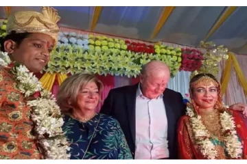 சுற்றுலா வந்த இடத்தில் முளைத்த காதல்:  பீகார் காதலனை கரம் பிடித்த பிரான்ஸ் பெண்