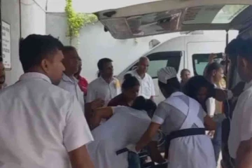 தலாவயில் பேருந்து விபத்து; மாணவர்கள் உட்பட பலர் காயம்