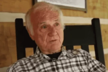 83 வயதில் ஆபாச பட நடிகர் ஆன மத போதகர்