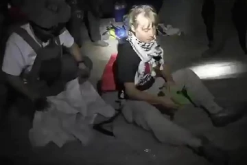 கிரேட்டா துன்பெர்க்கை கைது செய்த இஸ்ரேலிய இராணுவம்: ஐரோப்பாவில் வெடித்த போராட்டம்