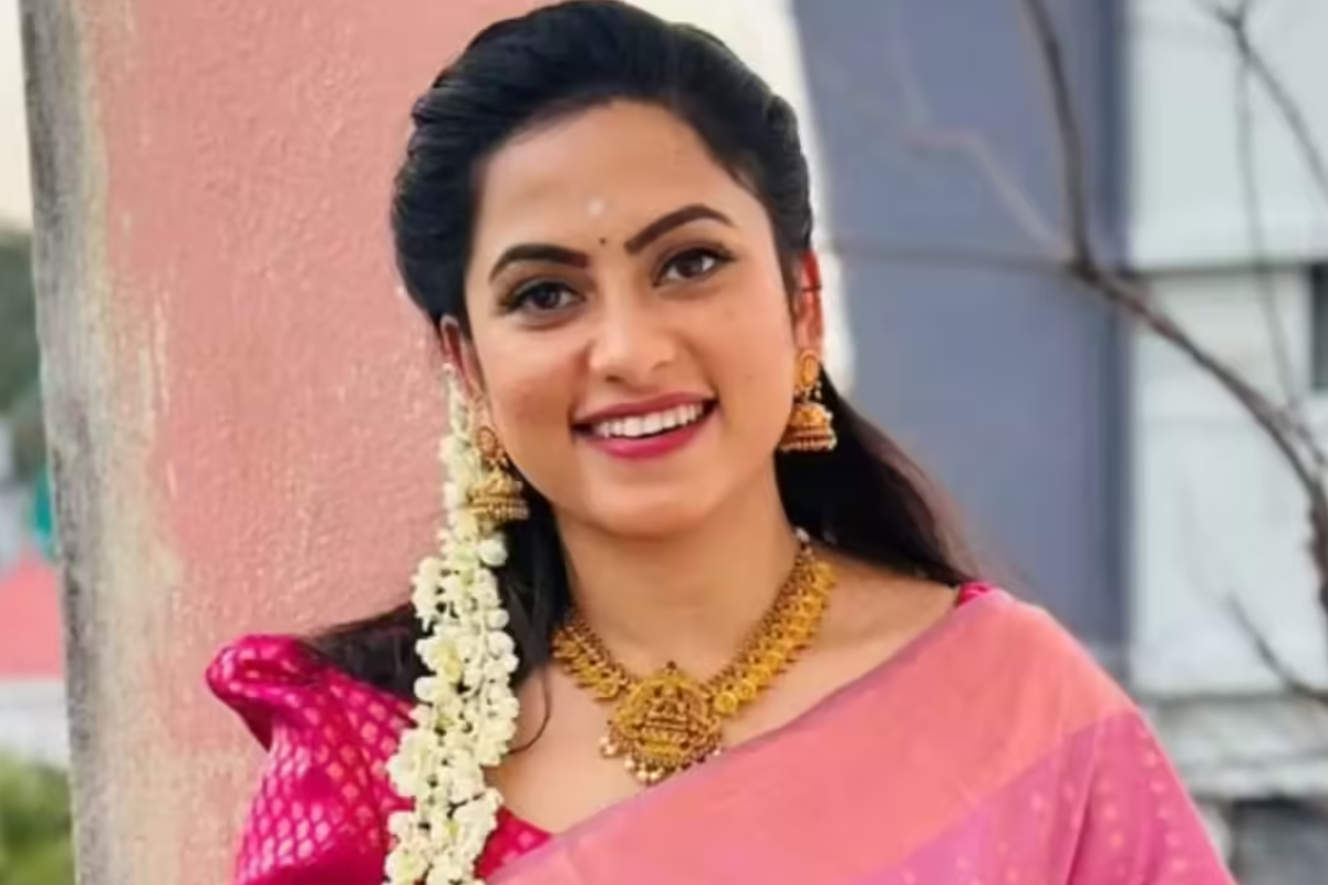 ஆபத்தான முறையில் அய்யனார் துணை பிறந்தநாள் கொண்டாடிய மதுமிதா, வீடியோவுடன் இதோ | Ayyanar Thunai Madhumitha Birthday Celebration ஆபத்தான முறையில் அய்யனார் துணை பிறந்தநாள் கொண்டாடிய மதுமிதா, வீடியோவுடன் இதோ | Ayyanar Thunai Madhumitha Birthday Celebration