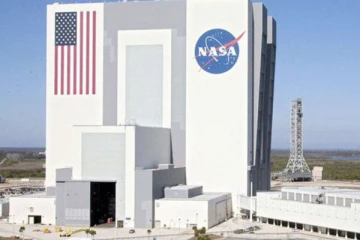 விண்வெளிக்குச் சென்ற எறும்புகள், இறால்கள்!