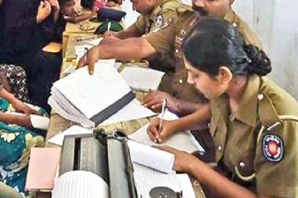 கொழும்பில் இலக்கு வைக்கப்படும் தமிழர்கள் -பொங்கியெழுந்த மனோகணேசன் | Did Not Come Pluck Coconuts Or Hit Snakes Mano