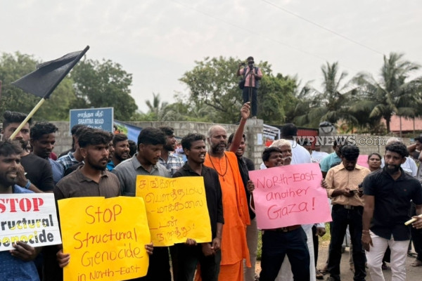 யாழ் தையிட்டியில் போராட்டம் ; குவிக்கப்பட்டுள்ள பொலிஸார்! | Police Deployed In Thaiyiddy Jaffna யாழ் தையிட்டியில் போராட்டம் ; குவிக்கப்பட்டுள்ள பொலிஸார்! | Police Deployed In Thaiyiddy Jaffna