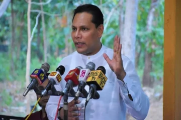 ரூபாயை மிதக்க விட்டால் டொலர் 300 ரூபாவாக உயரும்