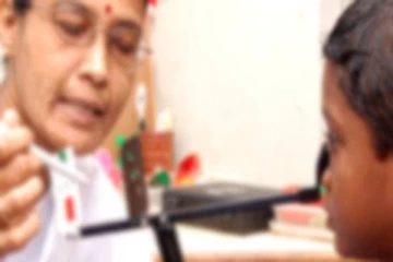 ஒரே பாடசாலையை சேர்ந்த 71 மாணவர்களுக்கு கண்பாதிப்பு