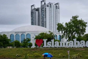 ලොවම බලාසිටින ඇමෙරිකා ඉරාන සාකච්ඡා අද