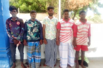 எல்லை தாண்டி மீன் பிடித்த தமிழக கடற்றொழிலாளர்களின் விளக்கமறியல் தொடர்பான புதிய உத்தரவு(Photos)