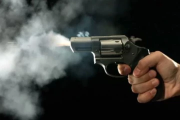 கந்தானையில் வீடொன்றின் மீது துப்பாக்கிச் சூடு