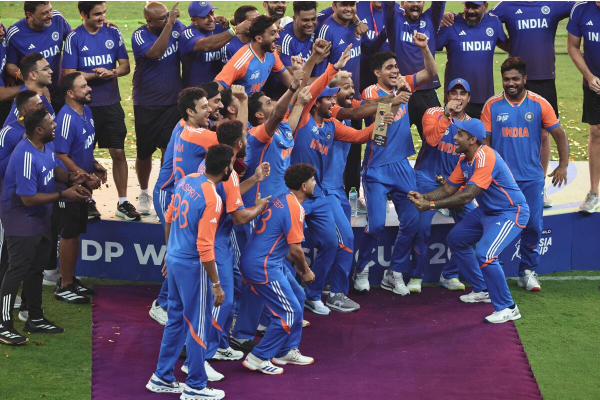 கோப்பை வென்ற இந்திய அணிக்கு பரிசு தொகை அறிவித்த பிசிசிஐ - எத்தனை கோடி தெரியுமா? | Bcci Announced 21 Cr Prize Money For Team India