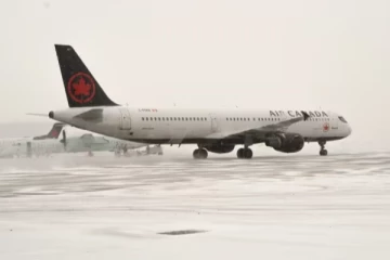 வான்கூவார் விமான நிலையப் போக்குவரத்து பாதிப்பு