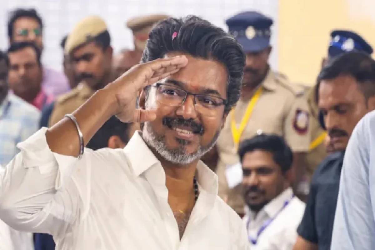 வெளியான விஜய்யின் அறிக்கை - வங்கியில் 100 கோடி நிலையான வைப்பு.. மொத்த சொத்து? | Vijay Rs 100 Crore Fixed Deposits Full Net Worth வெளியான விஜய்யின் அறிக்கை - வங்கியில் 100 கோடி நிலையான வைப்பு.. மொத்த சொத்து? | Vijay Rs 100 Crore Fixed Deposits Full Net Worth