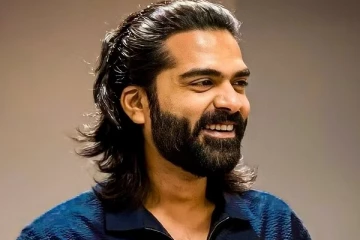 சேகுவாரா போல் மாறிய நடிகர் சிம்பு.. வெளிவந்த லேட்டஸ்ட் லுக் புகைப்படம்