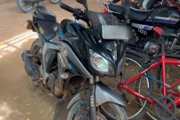 கிளிநொச்சியில் முல்லைத்தீவைச் சேர்ந்த இருவர் அதிரடி கைது! சிக்கிய பொருள்