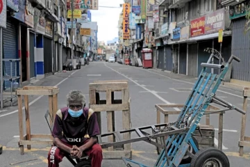 இரண்டு வாரங்களுக்கு இலங்கை முழுமையாக முடங்கும் அபாயம்