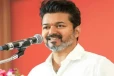 விஜய் கட்சியுடன் தனது கட்சியை இணைக்கும் பிரபல நடிகர்